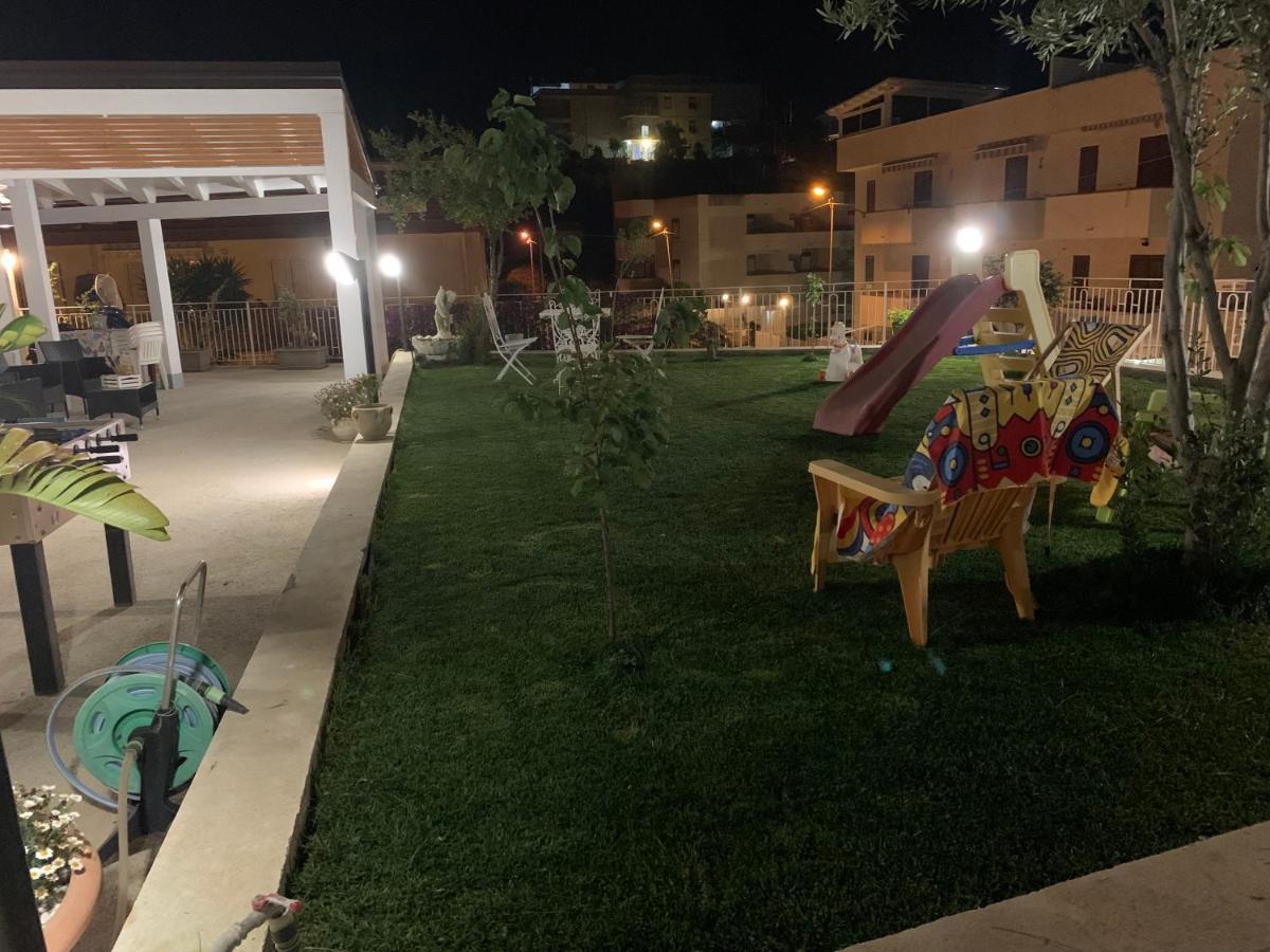 ריאלמונטה Villa Maresa Home מראה חיצוני תמונה