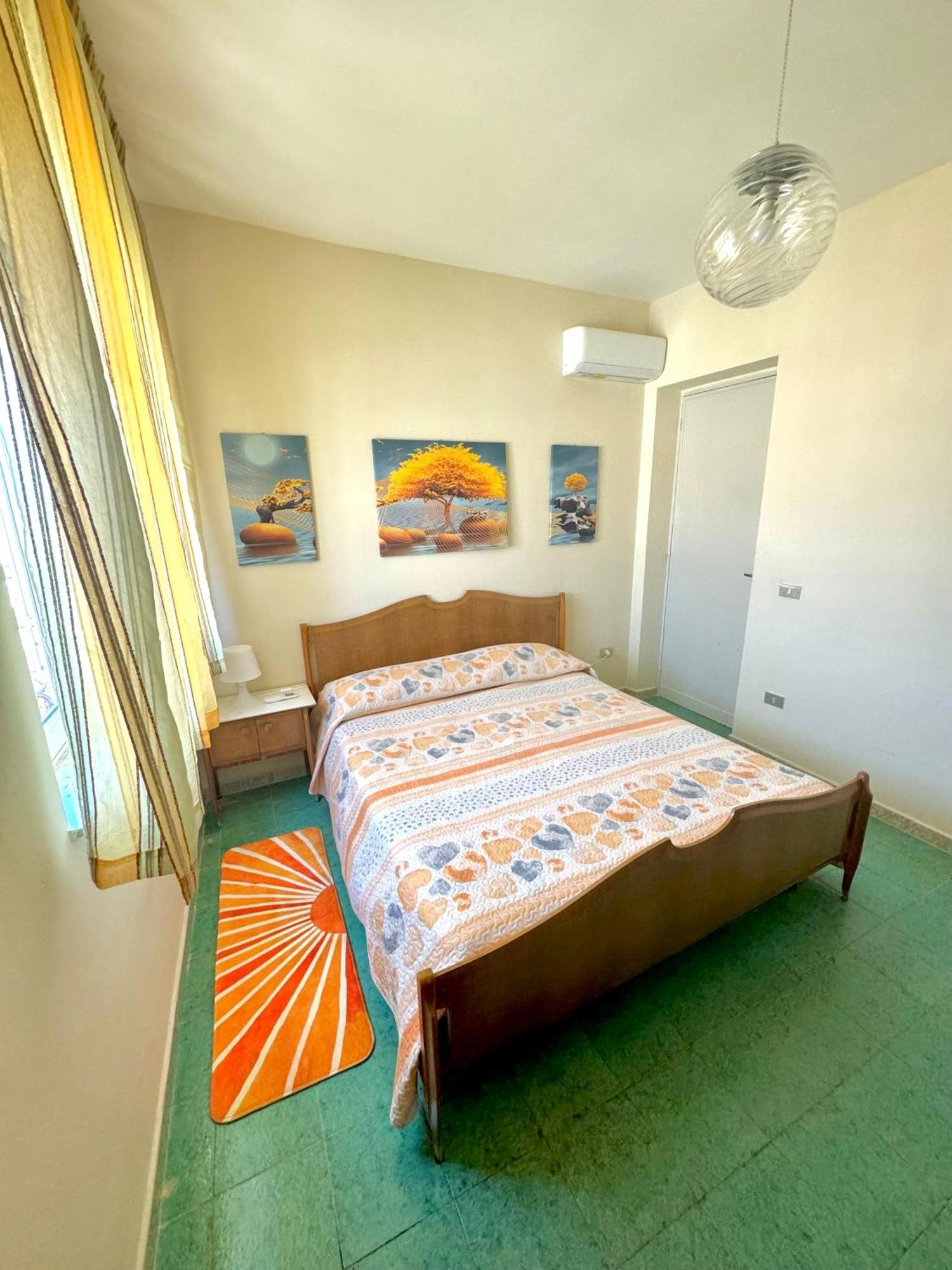 ריאלמונטה Villa Maresa Home חדר תמונה